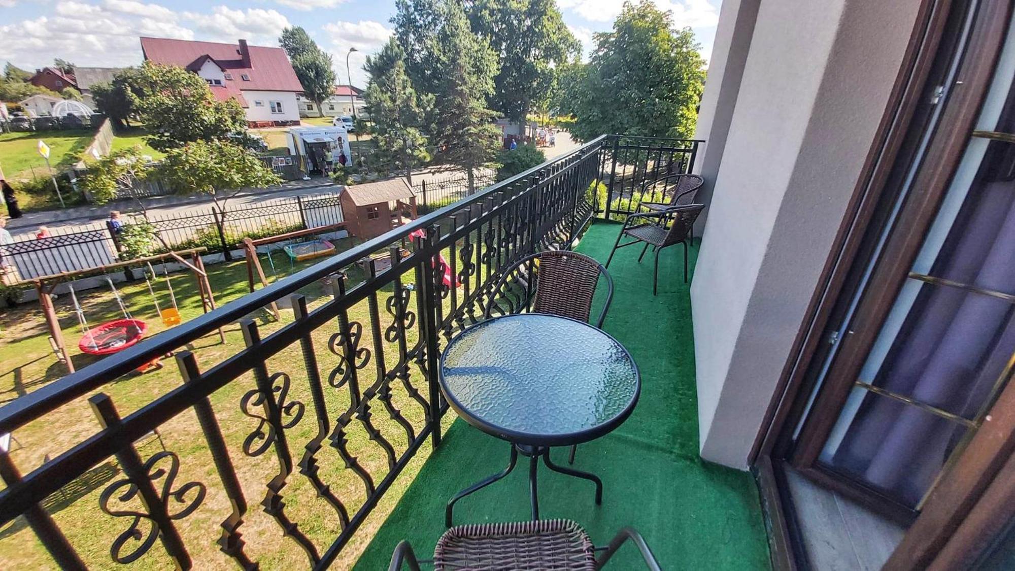 Osrodek Wypoczynkowy Raf-Mil Aparthotel Wicie  Exterior photo